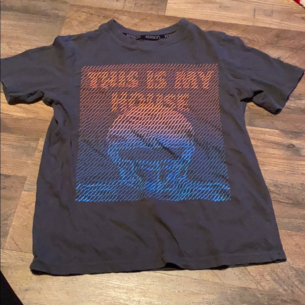 Short sleeve